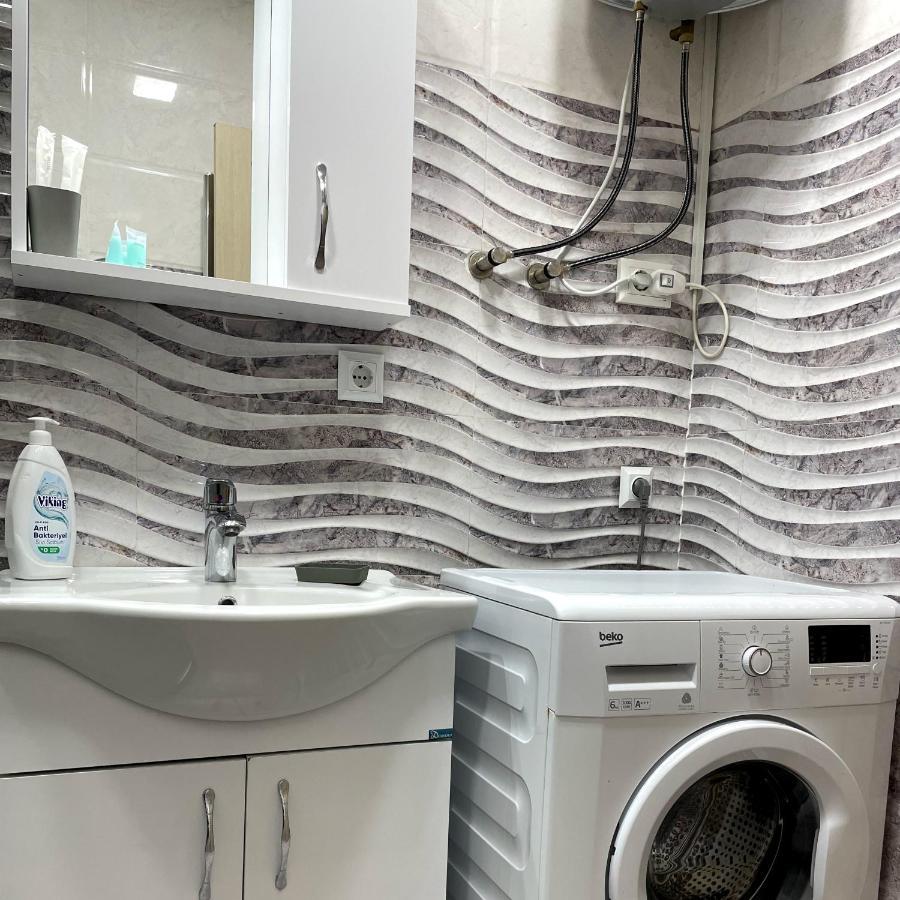 Angel Apartment In Porta Batumi Zewnętrze zdjęcie