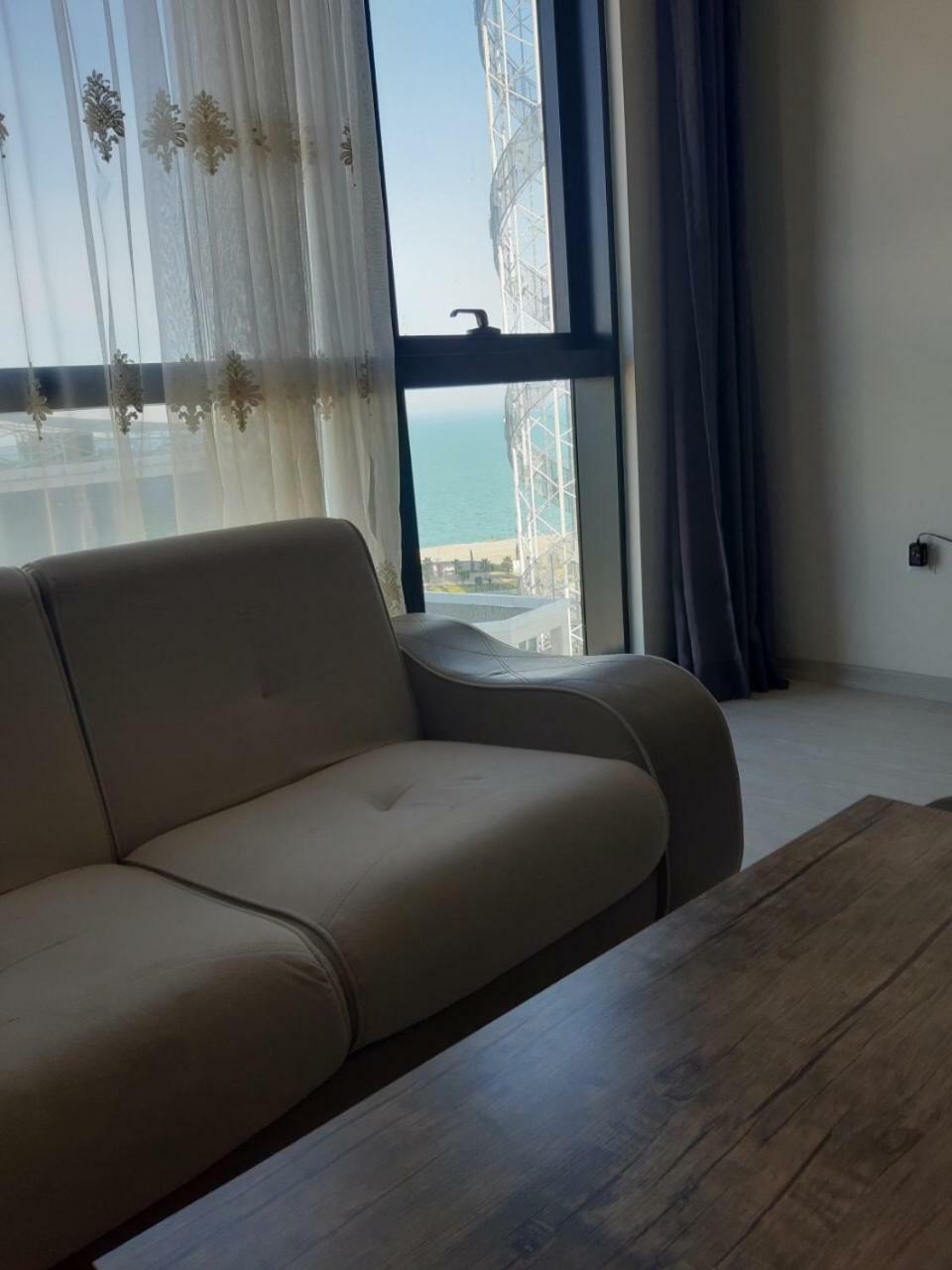 Angel Apartment In Porta Batumi Zewnętrze zdjęcie